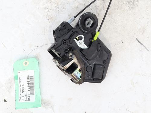 Højre bagtil lås Højre bagtil lås TOYOTA COROLLA Verso (_E12_) 2.0 D-4D (CDE120_, CDE120R) (90 hp) 29600291 29600291