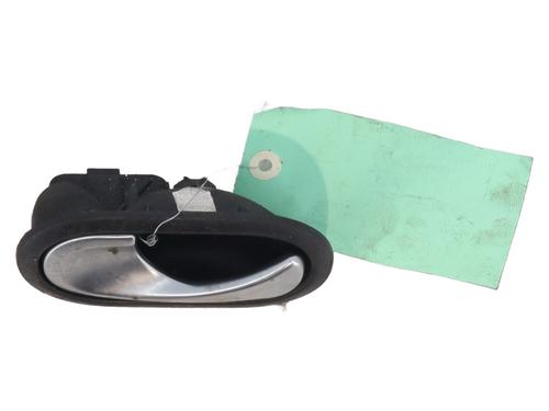 Used Rear left interior door handle Rear left interior door handle RENAULT SCÉNIC II (JM0/1_) 1.9 dCi (JM0G, JM12, JM1G, JM2C) (120 hp) 30915198 30915198