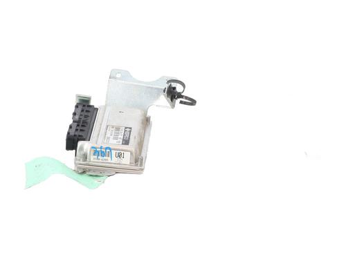 Used Engine control unit (ECU) Engine control unit (ECU) HYUNDAI GETZ (TB) 1.1 (67 hp) 31704569 31704569