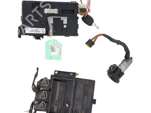 Used Electronic module RENAULT CLIO II (BB_, CB_) 1.5 dCi (B/C2J) (68 hp) 28210963