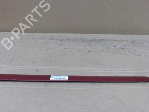 Używane Listwa drzwi VW TOURAN (1T1, 1T2) 2.0 TDI (136 hp) 30478911