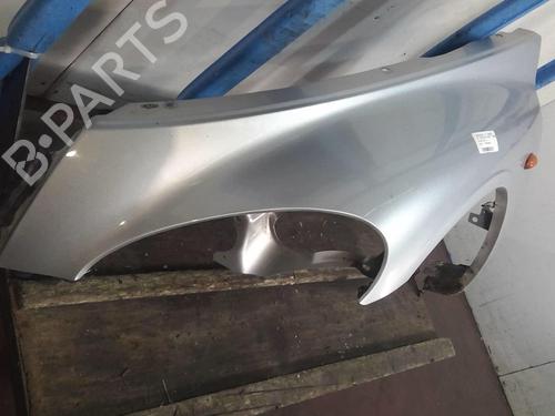 Guarda-lamas esquerdo Guarda-lamas esquerdo CHRYSLER PT CRUISER (PT_) 2.0 (141 hp) 20361553 20361553
