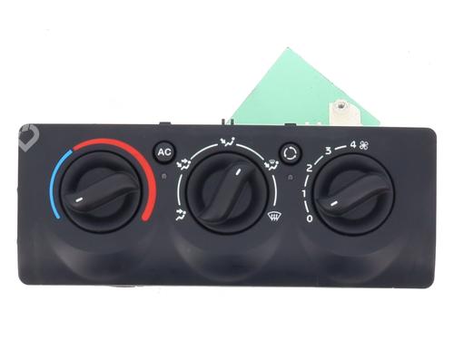 Used Climate control RENAULT CLIO II (BB_, CB_) 1.2 16V (BB05, BB0W, BB11, BB27, BB2T, BB2U, BB2V, CB05,... (75 hp) 27266638