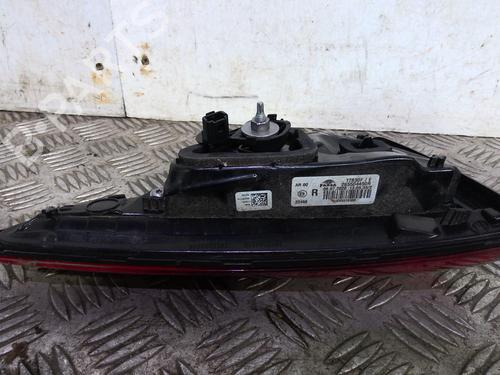 right-tailgate-light-renault-clio-v-b7_-10-tce-100-b7mt-265504450r-2019-20358969 main image