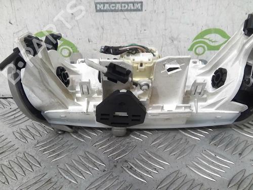 Used Climate control PEUGEOT 107 (PM_, PN_) 1.0 (68 hp) 21816770