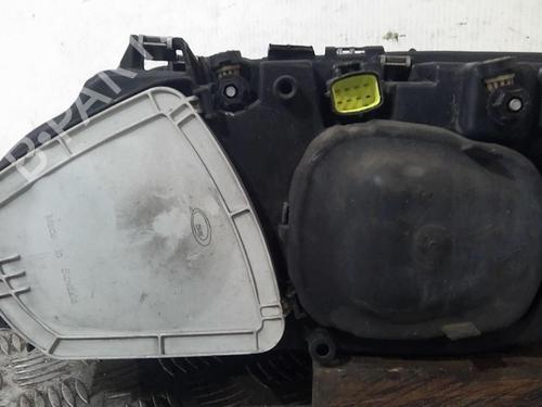 Right headlight CHRYSLER VOYAGER IV (RG, RS) 2.5 CRD | BP20360468C29 