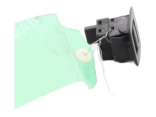 Used Right rear window switch Right rear window switch BMW 1 (E87) 118 d (122 hp) 33472508 33472508