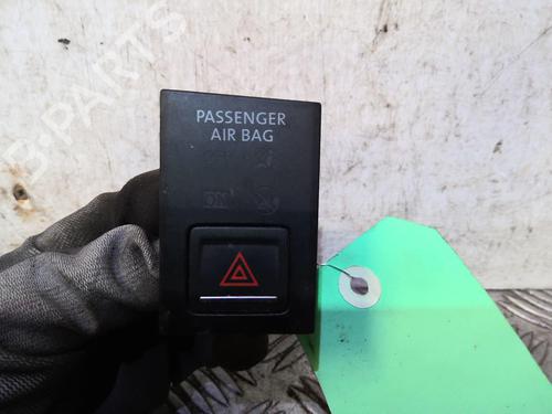 Warning switch VW GOLF VII (5G1, BQ1, BE1, BE2) 1.6 TDI | BP20350373I22 