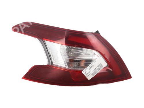 Used Left taillight PEUGEOT 308 II (LB_, LP_, LW_, LH_, L3_) 1.6 HDi / BlueHDi 115 (115 hp) 26183859