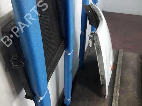 Used Left front fenders PEUGEOT BOXER Van (244) 2.8 HDi (128 hp) 20351696
