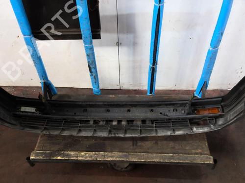 Used Front bumper Front bumper VW PASSAT B2 Variant (33B) 1.6 (75 hp) 21376542 21376542