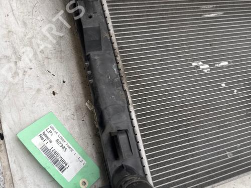 Used Water radiator Water radiator 37085969 37085969