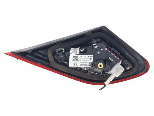 left-tailgate-light-opel-corsa-e-x15-2014-35972878 main image