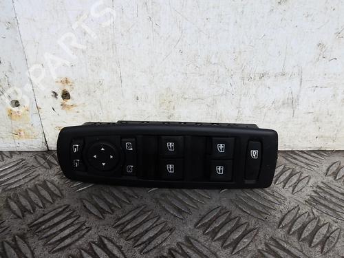 Used Left front window switch Left front window switch RENAULT MEGANE III Hatchback (BZ0/1_, B3_) 1.5 dCi (BZ09, BZ0D, BZ1W, BZ29, BZ14) (110 hp) 21798399 21798399