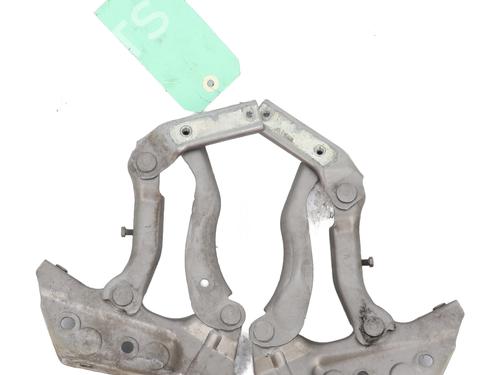Hinge/Door check strap MERCEDES-BENZ B-CLASS Sports Tourer (W245) B 180 CDI (245.207) | BP24300681C146 