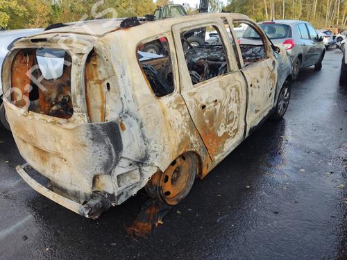 Left headlight CITROËN C3 Picasso (SH_) 1.6 HDi | BP31030436C28 