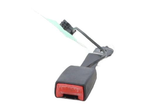 Used Seat buckle RENAULT CLIO III (BR0/1, CR0/1) 1.5 dCi (BR17, CR17) (86 hp) 30473547