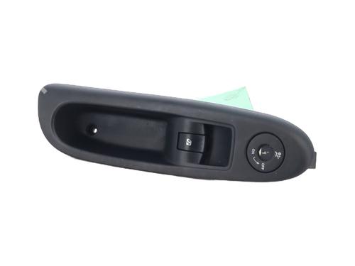 Used Right front window switch RENAULT CLIO II (BB_, CB_) 1.4 16V (B/CB0P, BB13) (98 hp) 31635079
