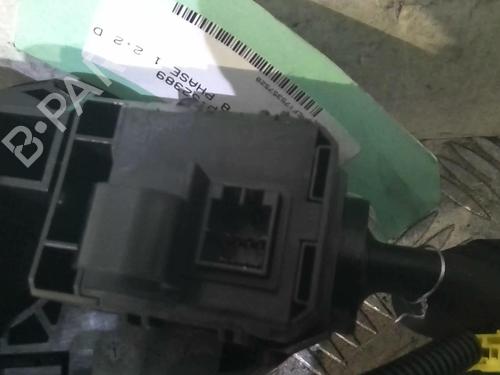 Used Steering column stalk HONDA CIVIC VIII Hatchback (FN, FK) 2.2 CTDi (FK3) (140 hp) 21786423