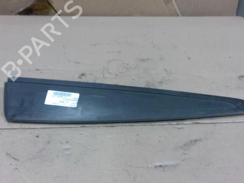Used Door moulding trim RENAULT CLIO IV (BH_) 1.5 dCi 75 (75 hp) 32367897