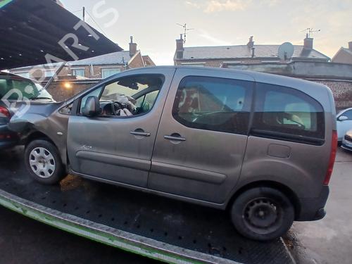 Engine control unit (ECU) PEUGEOT PARTNER Box Body/MPV 1.6 HDi | BP33004635M57  - Image 10