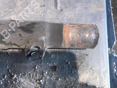 Used Right front shock absorber Right front shock absorber PEUGEOT 2008 I (CU_) 1.2 VTi (82 hp) 26023053 26023053