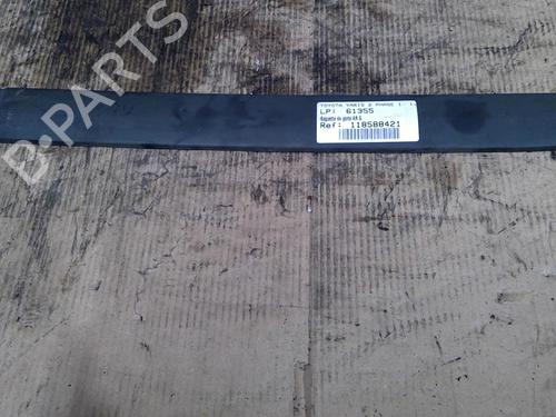 Used Door moulding trim TOYOTA YARIS (_P9_) 1.4 D-4D (NLP90_, NLP90R) (90 hp) 31704416