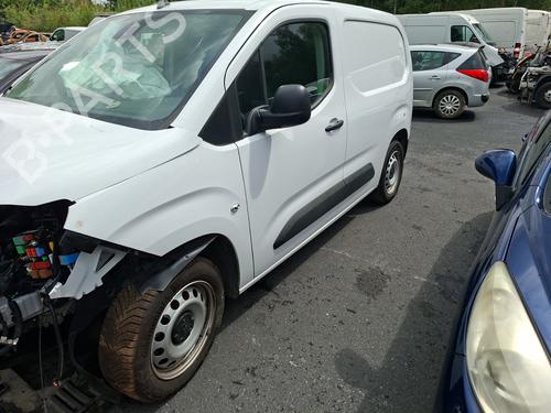 Front left door window TOYOTA PROACE CITY Box Body/MPV (BPZ_) 1.5 D-4D 100 (BPZM) | BP29197277C18 