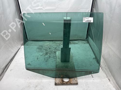 Used Rear right door window Rear right door window 38290226 38290226