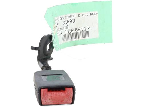 Used Seat buckle MERCEDES-BENZ E-CLASS (W211) E 220 CDI (211.006) (150 hp) 31818131