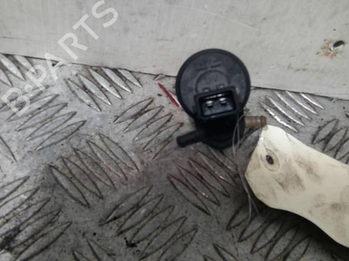 Used Washer pump Washer pump 20366718 20366718