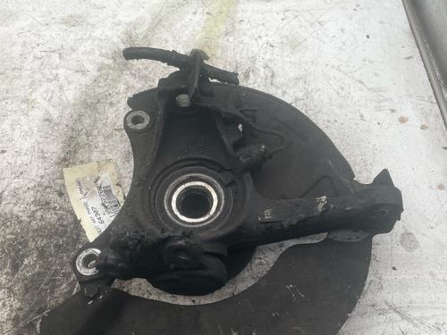 Used Right front steering knuckle Right front steering knuckle PEUGEOT 407 SW (6E_, 6D_) 2.0 HDi 135 (136 hp) 40613271 40613271