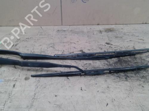 Used Front windshield wiper arm ALFA ROMEO 156 Sportwagon (932_) 1.9 JTD 16V (932BXE00) (140 hp) 28212843