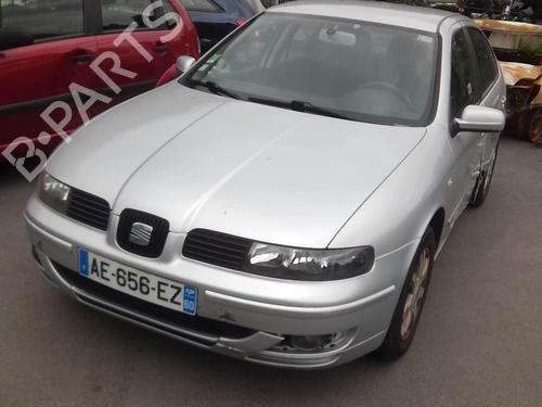 Left headlight SEAT LEON (1M1) 1.9 TDI | BP22003313C28 