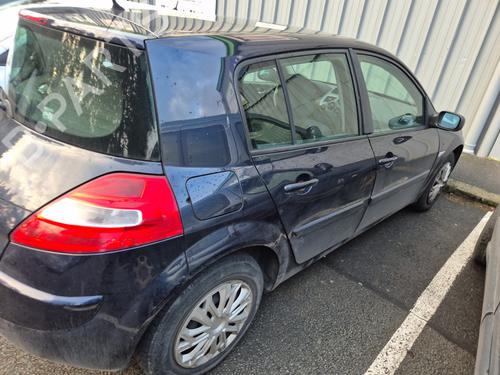 Middle console RENAULT MEGANE II Saloon (LM0/1_) | BP37482052I22 - Image 9