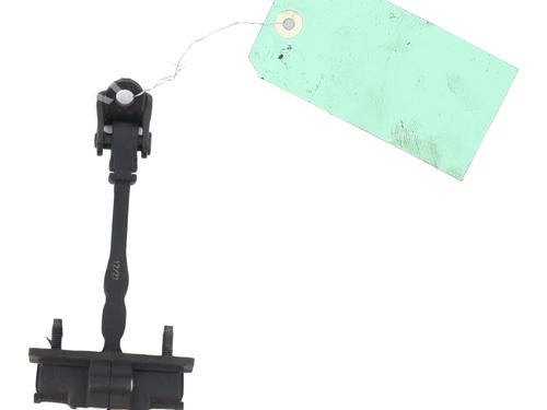 Used Hinge/Door check strap PEUGEOT 3008 II SUV (MC_, MR_, MJ_, M4_) 1.2 THP/ PureTech 130 (MRHNSM, MRHNSU, MRHNSJ, MRHNYW,... (131 hp) 28683826