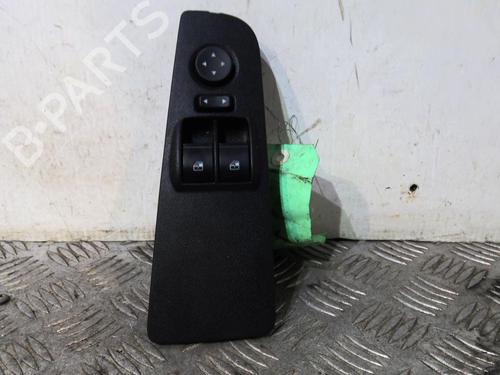 Left front window switch FIAT GRANDE PUNTO (199_) 1.3 D Multijet | BP20353482I27 