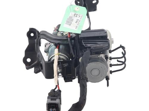 Used ABS pump ABS pump TOYOTA COROLLA Estate (_E21_) 1.8 Hybrid (ZWE211W) (122 hp) 24212907 24212907