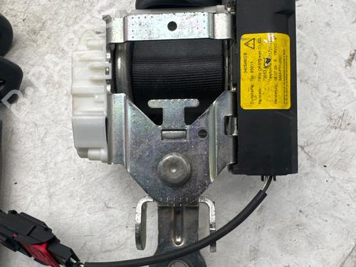 Front left seatbelt RENAULT CLIO III (BR0/1, CR0/1) 1.5 dCi (C/BR0G, C/BR1G) | BP37246084I26 - Image 4