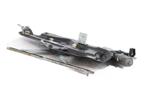 Used Front right window mechanism Front right window mechanism RENAULT LAGUNA I (B56_, 556_) 1.6 16V (B568, B561) (107 hp) 33030203 33030203