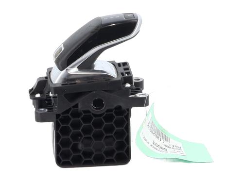 Used Gear lever Gear lever DS DS 3 / DS 3 CROSSBACK (UR_, UC_, UJ_) 1.2 PureTech 130 (URHNSS) (131 hp) 31179387 31179387