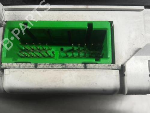 Used Instrument cluster Instrument cluster 20364140 20364140