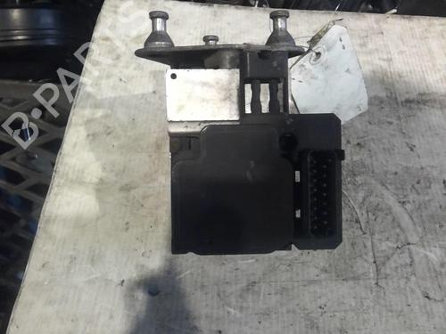 Used ABS pump MERCEDES-BENZ C-CLASS (W202) C 220 CDI (202.133) (125 hp) 20370464