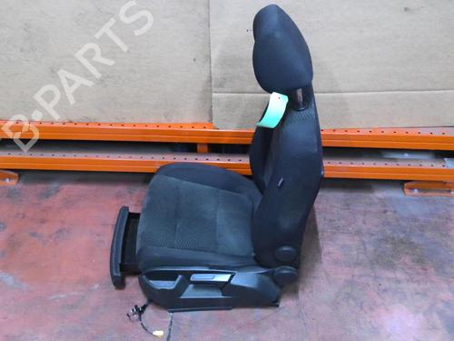 Left front seat VW GOLF PLUS V (5M1, 521) 1.6 TDI | BP30823746C15