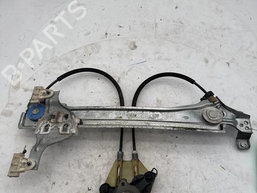 Rudehejsemekanisme venstre bagtil Rudehejsemekanisme venstre bagtil RENAULT MEGANE III Hatchback (BZ0/1_, B3_) 1.5 dCi (86 hp) 34224517 34224517