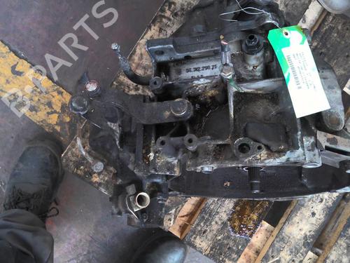 Gearbox PEUGEOT 405 I (15B) 1.6 | BP21817679M3 