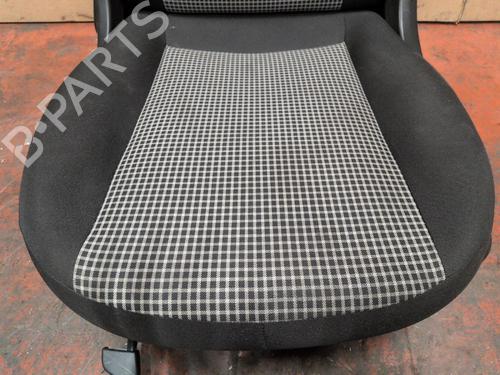 Left front seat RENAULT TWINGO III (BCM_, BCA_) 1.0 SCe 65 (BCMJ) | BP37743439C15 - Image 2