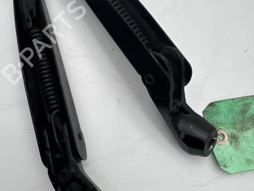 front-windshield-wiper-arm-ford-ka-ru8-2008-2009-2010-2011-2012-2013-2014-2015-2016-34356185 main image