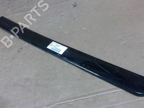 Used Door moulding trim OPEL ZAFIRA / ZAFIRA FAMILY B (A05) 1.7 CDTI (M75) (110 hp) 30763562