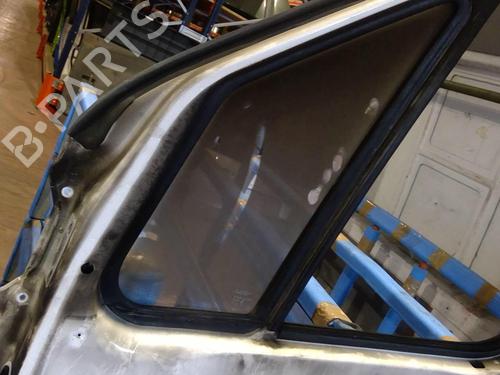 Used Right front door Right front door MERCEDES-BENZ SPRINTER 3,5-t Van (B906) 311 CDI (906.631, 906.633, 906.635, 906.637) (109 hp) 30763539 30763539